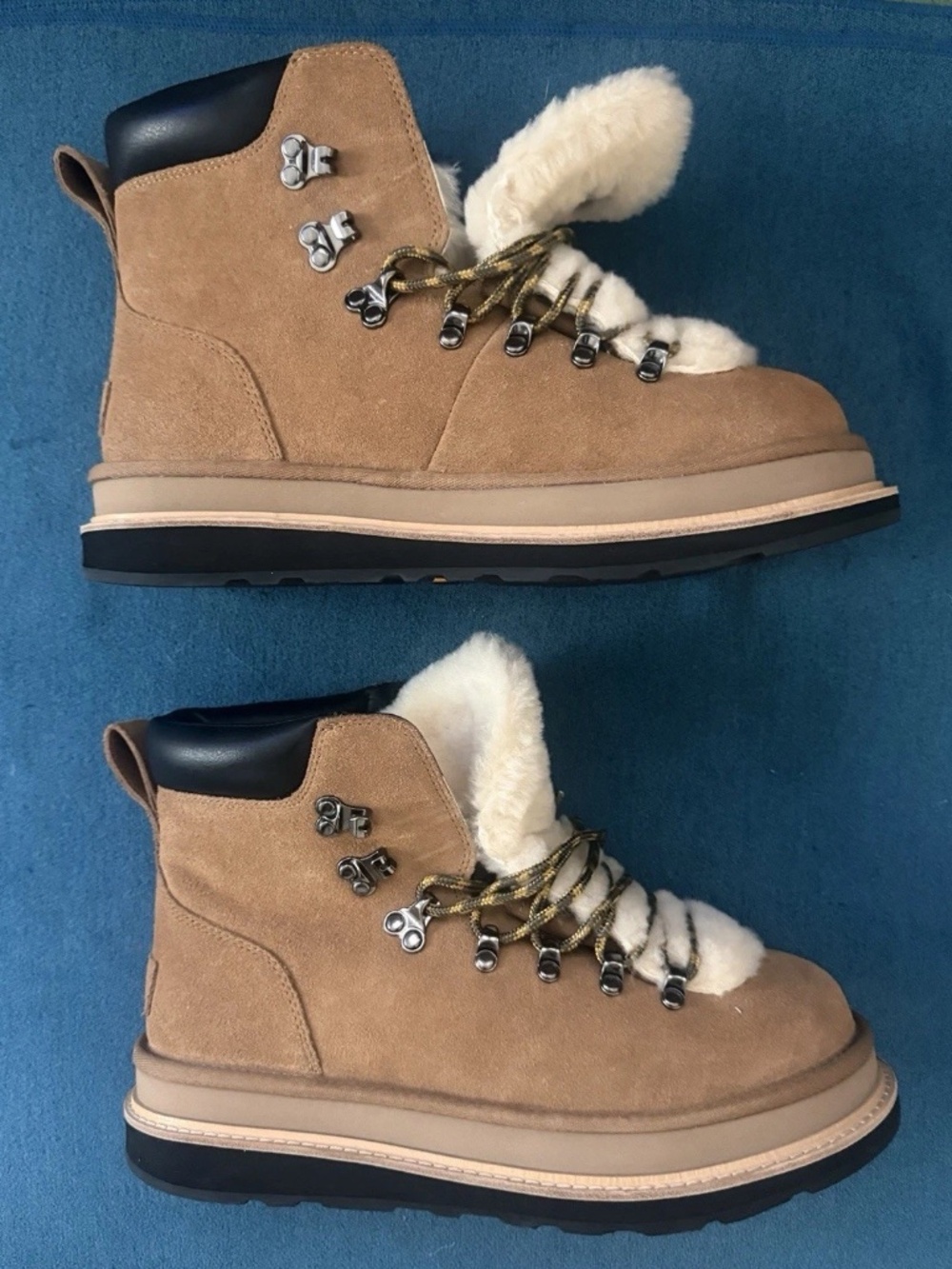 Sacai x UGG Hiker Boot ‘Chestnut’ Men’s Size 9